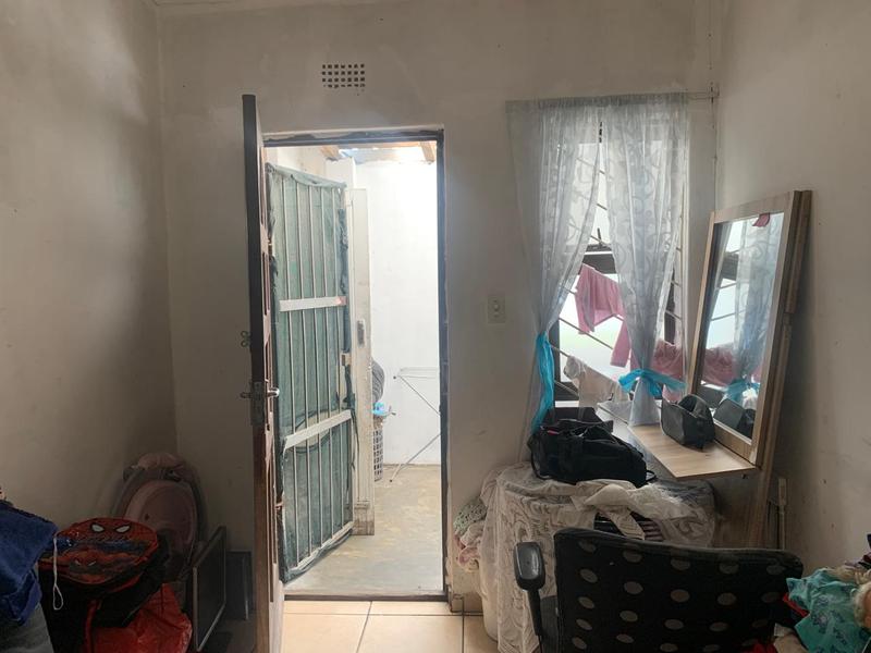 7 Bedroom Property for Sale in Bonteheuwel Western Cape